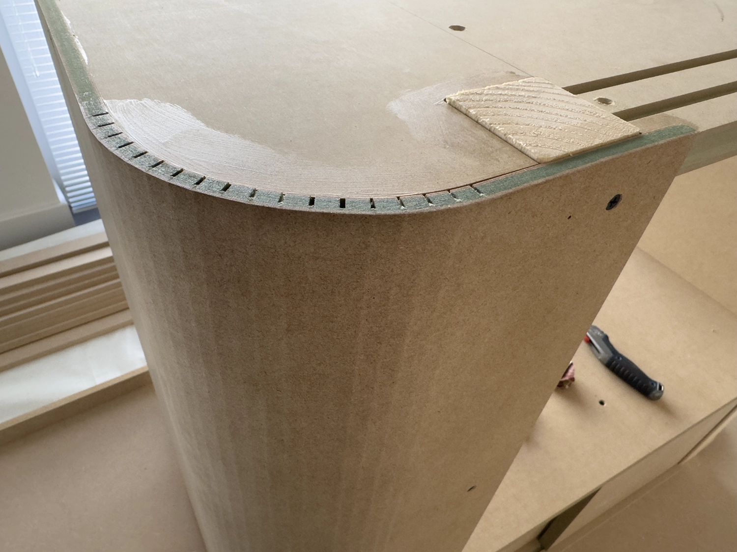 Kerfing - round corner fabrication